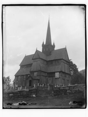 Ringebu stavkirke eksteriør - NB MS G4 0638.jpg