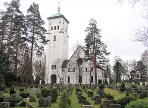 Ris kirke Oslo 2014.jpg