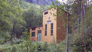 Risaskaret kraftstasjon.jpg