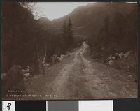 25. Rjukan I.N.A 13. Udbedring af veien - no-nb digifoto 20160408 00099 bldsa EYDE 5 5 og 6 025.jpg