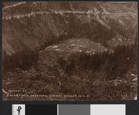 30. Rjukan I.N.A 2. Udsigt over Rørgaden, Vemark og Vaaer - no-nb digifoto 20160412 00131 bldsa EYDE 5 07B 028.jpg