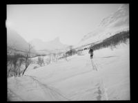 23. Romsdalshorn, Vengjedalen - no-nb digifoto 20150205 00088 NB MIT FNR 15760 A.jpg