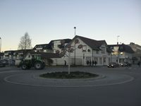 17. Rundkjøring Brumunddal 2.JPG