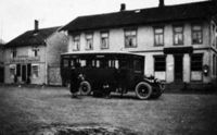 133. Rutebil Lillestrøm 1920.jpg