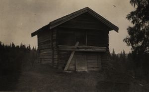 Sø-Helstad, Hedmark - Riksantikvaren-T108 01 0028.jpg
