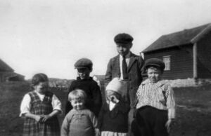 S089.168.294.CD 03 047.jpg