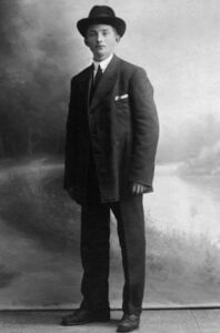 Mikal Tangen (18e) i ungdommen.