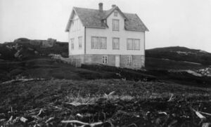 S275.168.25.CD 12 037.jpg