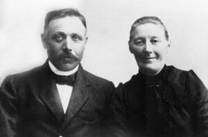 S281.168.26.CD 01 058.jpg