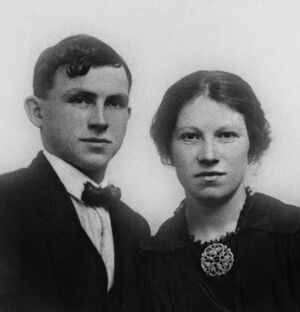 S289.168.27.CD 09 009.jpg