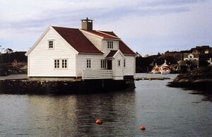 Kræmmerholmen etter at restaureringa var ferdig i 1991.