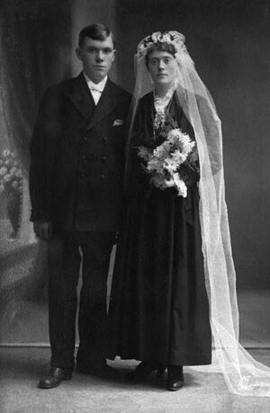 S361.169.72.CD 02 032.jpg