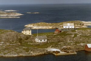 S384.169.16.CD 11 058.jpg