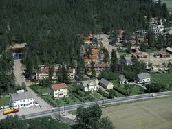 SKEDSMOKORSET Korsfjellet med Meieridammen i forlengelsen av Tyristubben til venstre i bildet.Foto: Skedsmo historielags samlinger.