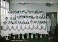 143. Sagdalen skoles pikekor 1956.jpg