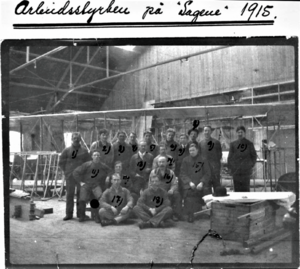 Sagene flyverksted 1915.png