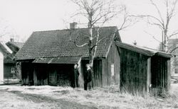 Sagmesterboligen Sletta lå rett ved Ambgårdene og ble også revet i 1958.