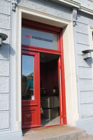 Sagveien 28 i Oslo inngang Arbeidermuseet.JPG
