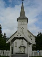 Saltdal kirke (1864). Foto: Lars Røed Hansen (2006).
