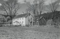 Eiendommen Saltrød. Foto: Halvor Vreim/Riksantikvaren (1953).