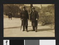 115. Sam Eyde med ukjent person - no-nb digifoto 20160420 00146 bldsa EYDE 5 13 og 14 029.jpg