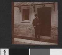 181. Sam Eyde på uidentifisert sted - no-nb digifoto 20160420 00209 bldsa EYDE 5 13 og 14 096.jpg