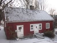 Hønse-Lovisas hus på vinterstid. Foto: Stig Rune Pedersen (2012)