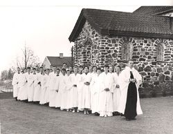 Peder Scheie med konfirmantkull 1955.
