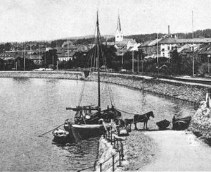 Seiljakt og hest Hamar.jpg