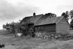 Seløystova i Seløya i Tysnes kommune sett frå sør.jpg