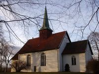 Sem kirke utenfor Tønsberg, sett fra sørøst. Foto: Kristian Hunskaar