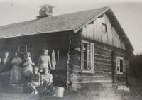 404. Seterfolk på Lauvhovd Veggli 1942.JPG