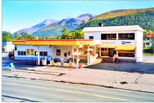 Shell-stasjonen paa Setermoen.jpg