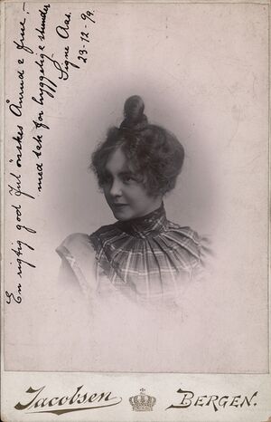 Signe Danning 1899.jpg
