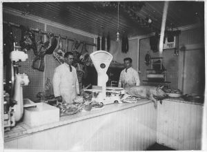 Sigv. Olsen Løken & Co. Kjøttforretning (Lillestrøm).jpg