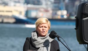Siv Jensen Bygdøy 2017-05-08.jpg