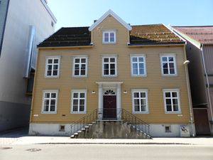 Sjøgata 10 ed2018.JPG