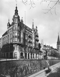 Sjømannshjemmet i Rådhusgata 25 (1896) Foto: Anders Beer Wilsen/Oslo Museum (1902).
