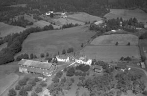 Skarra - flyfoto (Widerøe FV160).JPG