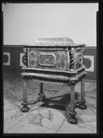 388. Skattkiste domkirken - no-nb digifoto 20150123 00123 NB MIT FNR 21203.jpg