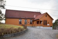 Furuheimvegen 2, «Furuheim» grendehus. Foto: Roy Olsen (2020).