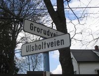 Skilt der Grorudveien møter Ulsholtveien på Gamle Furuset. Foto: Stig Rune Pedersen