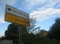 388. Skilt ved Grorud stasjon.jpg