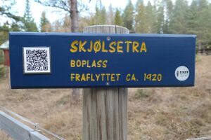 Skjølsetra - skilt.jpg