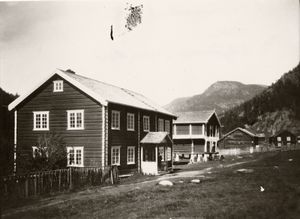 Skjønne søndre, Buskerud - Riksantikvaren-T070 02 0579.jpg