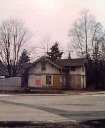 Skjetten Landhandleri kort før riving i 1985.