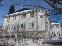 Skrivergården i Drøbak har navn etter sorenskriver Ellefsen, som kjøpteeiendommen i 1819. Foto: Stig Rune Pedersen