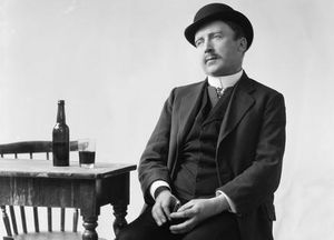 Skuespiller Harald Stormoen foto 1919.jpg