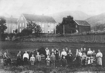 Skurdonn Nedre Skramstad 1894.jpeg