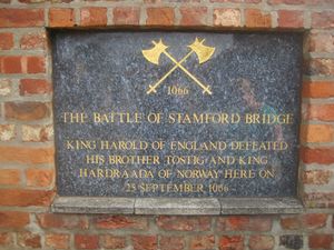 Slaget ved Stamford Bridge 1066 minneplate.jpg